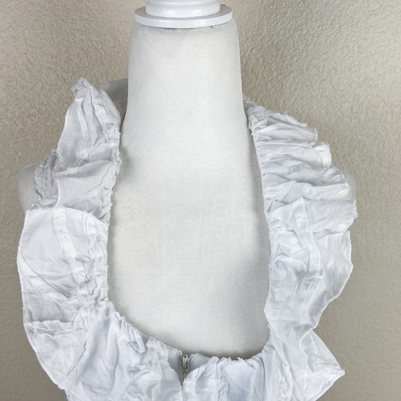 Boston Proper White Textured Frilly Zip up Blouse - Picture 3 of 9